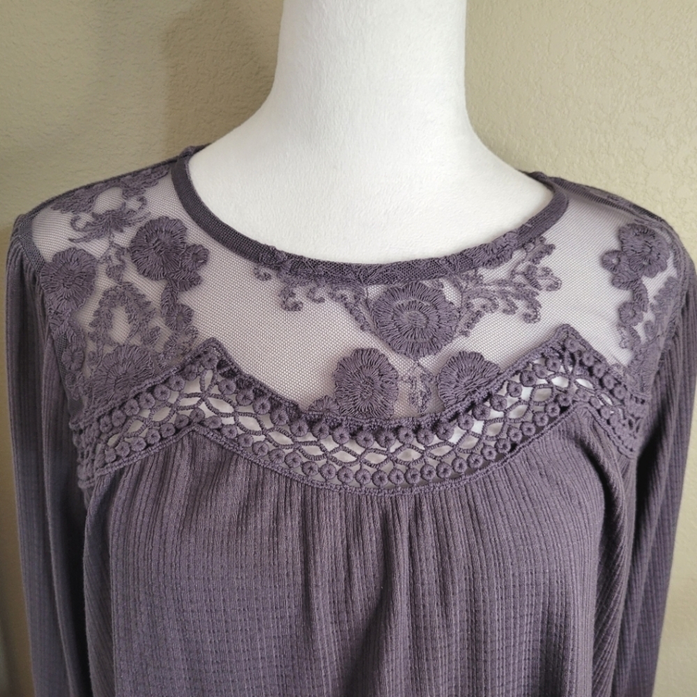 Maurice Balloon Long Sleeve Blouse, Size Medium, Lace Neckline - Picture 2 of 8